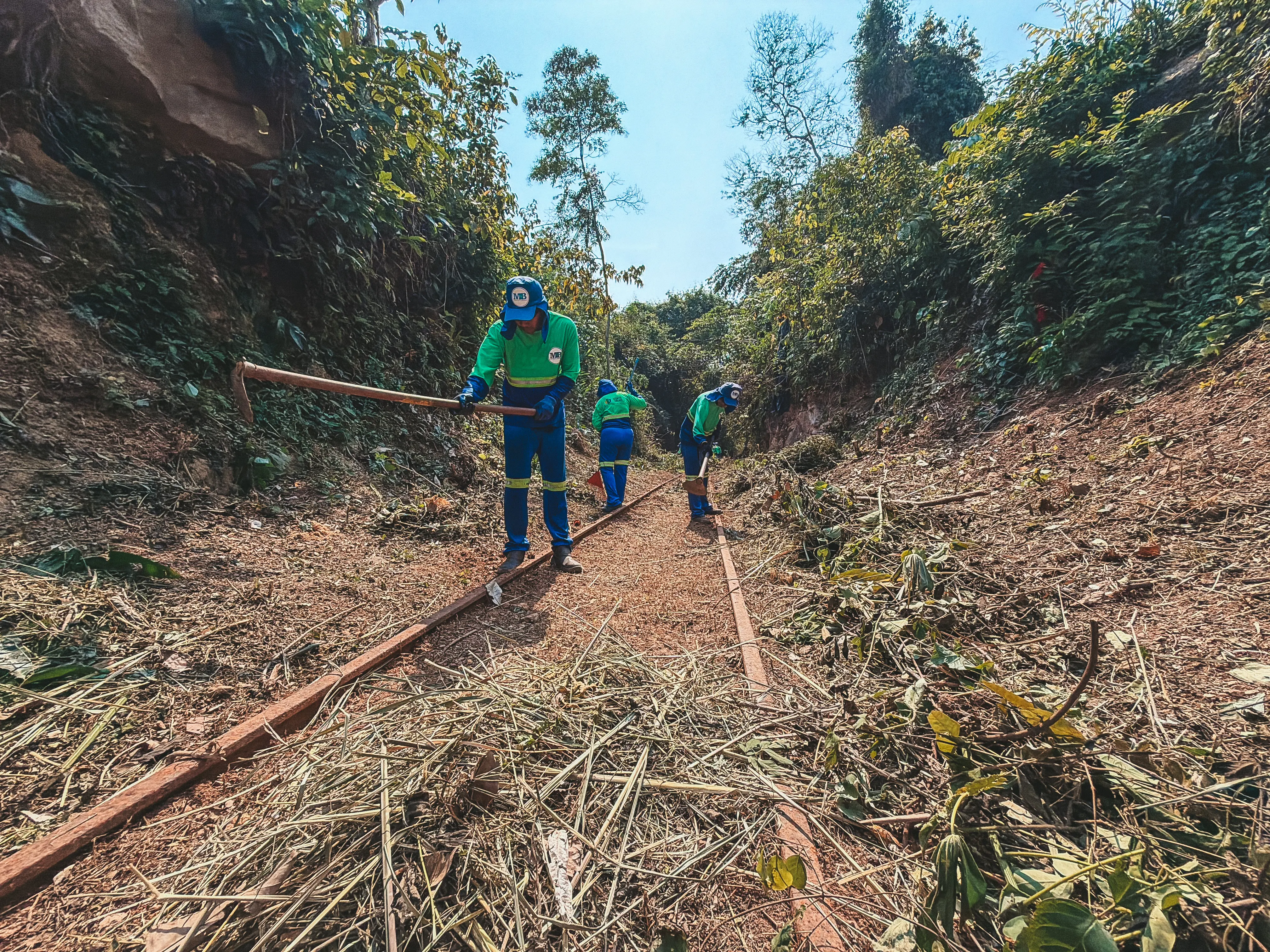 Limpeza no Memorial Rondon integra revitalização da Estrada de Ferro Madeira-Mamoré