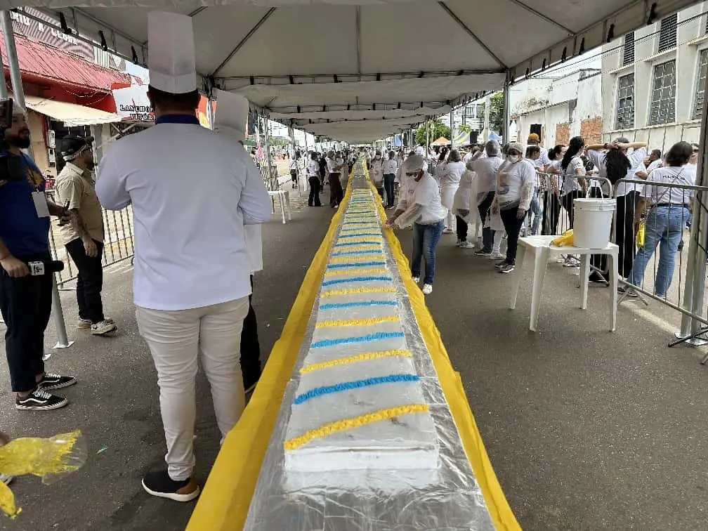 É hoje! Bolo de 112 metros será cortado às 16h na Estrada de Ferro Madeira-Mamoré