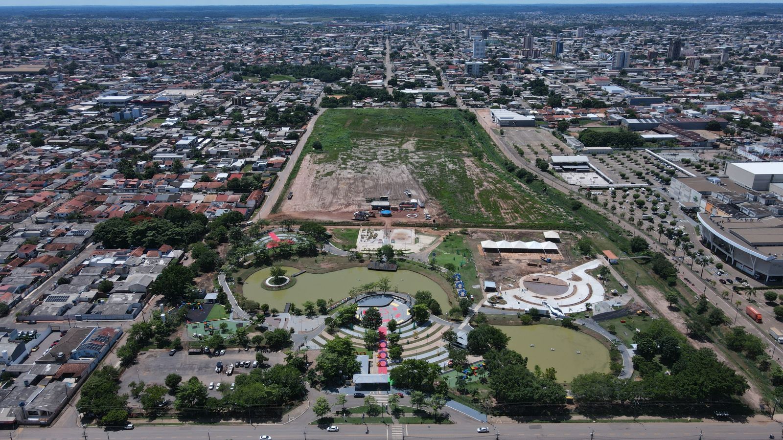 Equipes realizaram serviços de roçagem, varrição, pequenos reparos