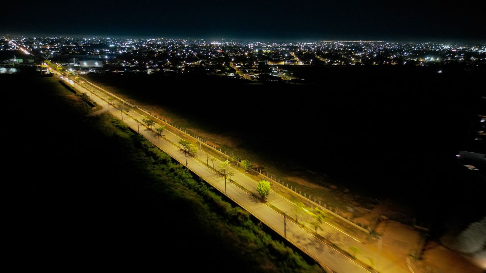 Prefeitura entregar a primeira etapa do novo sistema de iluminação pública no loca