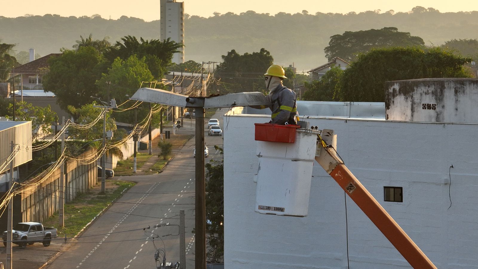 Modernização da iluminação pública é uma das prioridades da atual gestão